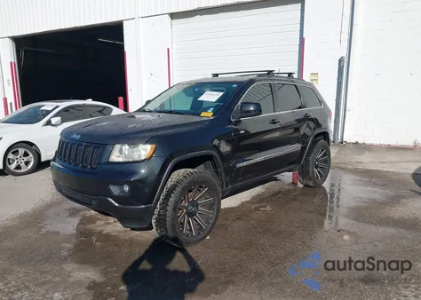 2013 Jeep Grand Cherokee Laredo z USA, uszkodzony, nr VIN 1C4RJFAG7DC587188